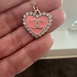 CHANEL Zipper Pull w/14k gold Italy chain